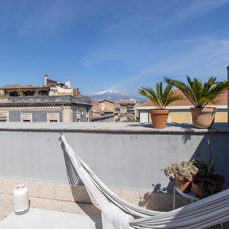 كاتانيا Homestay Rooftop المظهر الخارجي الصورة